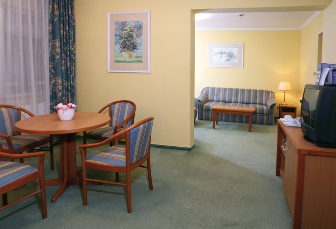 Imagen de la habitación del Hotel Danubius Rába. Foto 17