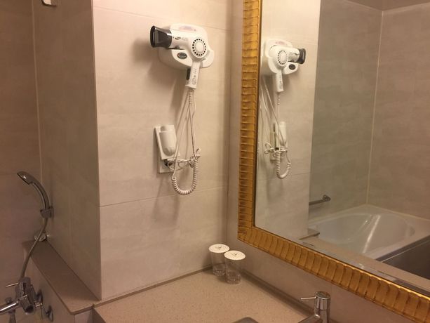 Imagen de la habitación del Hotel Danyang Tourist Hotel Edelweiss. Foto 5