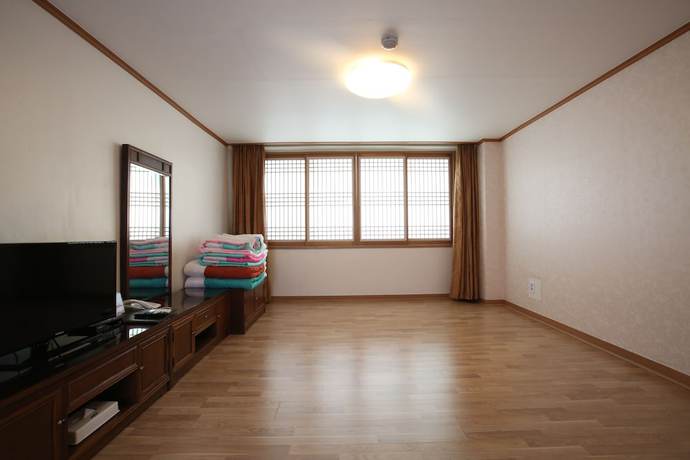 Imagen de la habitación del Hotel Danyang Tourist Hotel Edelweiss. Foto 12