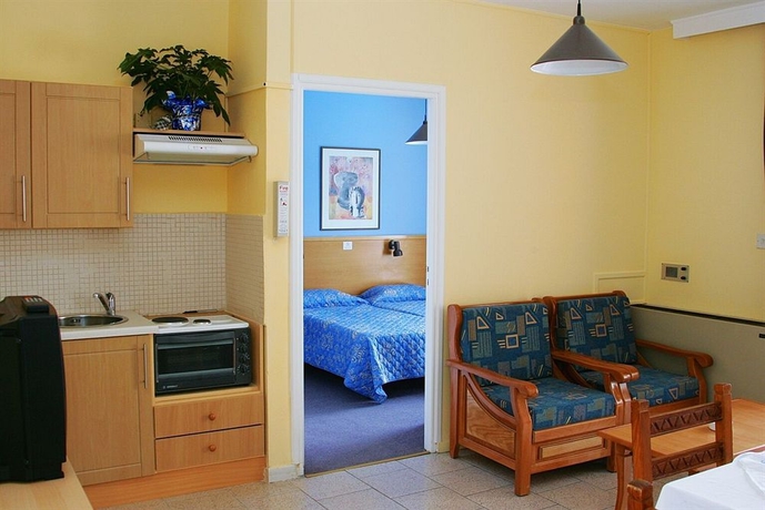 Imagen de los interiores del Hotel Daphne Apartments. Foto 18