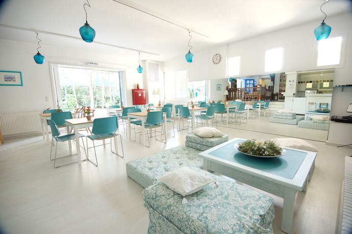 Imagen de los interiores del Hotel Daphne\'s Club Apartments. Foto 20