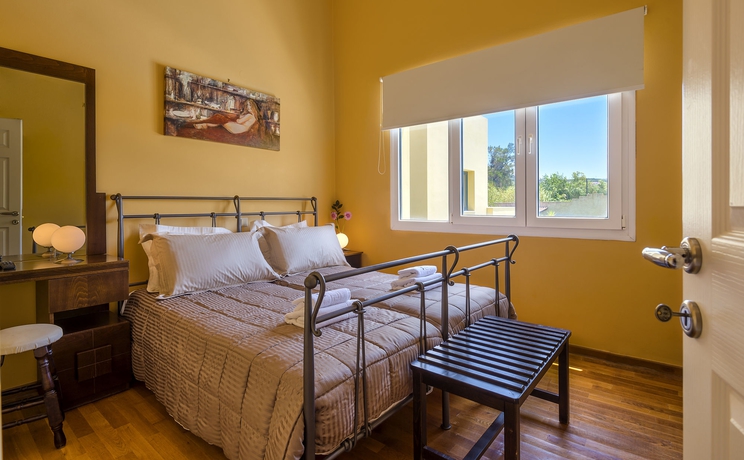 Imagen de la habitación del Hotel Daphnis Villas. Foto 4