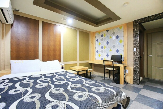 Imagen general del Hotel Dapsimni Ssangma. Foto 1
