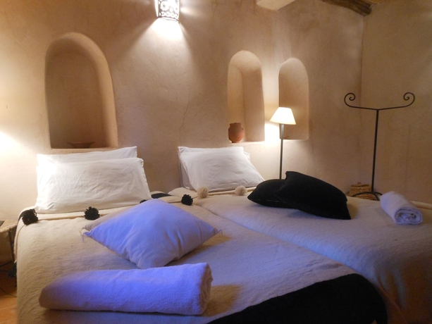 Imagen de la habitación del Hotel Dar Achorafa. Foto 3