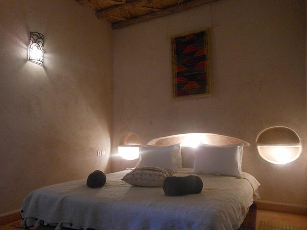 Imagen de la habitación del Hotel Dar Achorafa. Foto 4