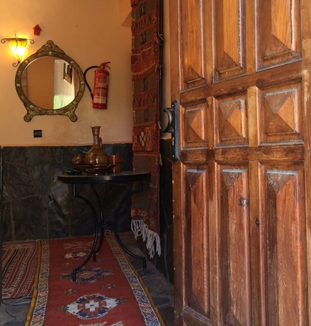 Imagen de la habitación del Hotel Dar Agelzime. Foto 3