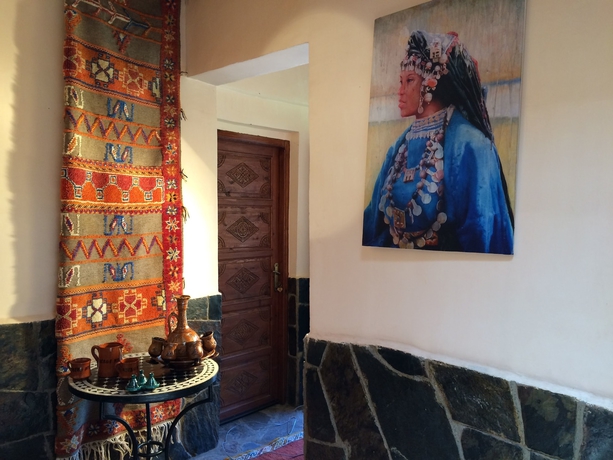 Imagen de los interiores del Hotel Dar Agelzime. Foto 18