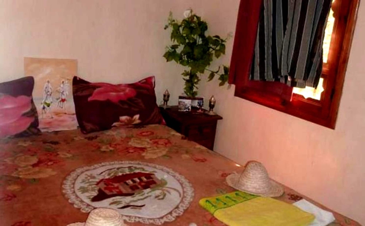 Imagen de la habitación del Hotel Dar Agelzime. Foto 8