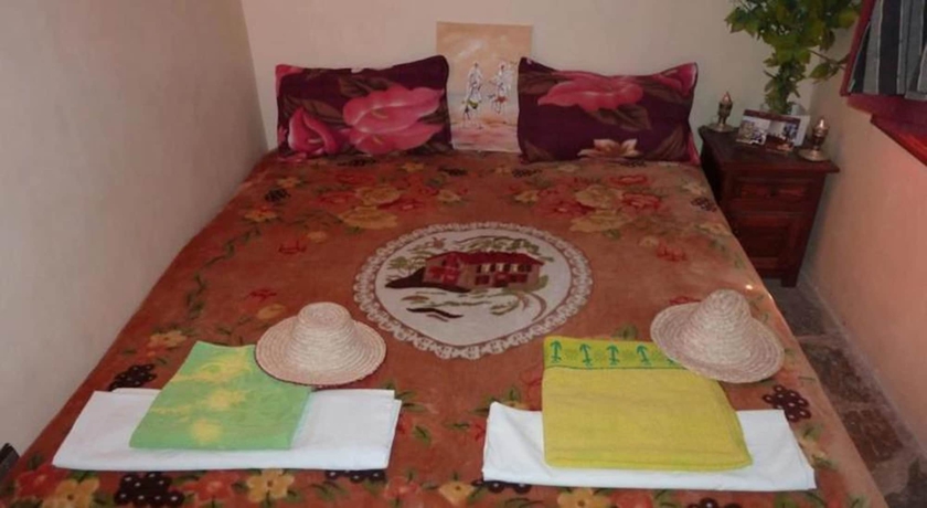 Imagen de la habitación del Hotel Dar Agelzime. Foto 16