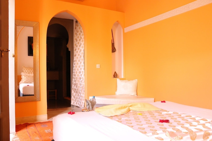 Imagen de la habitación del Hotel Dar Andamaure. Foto 12