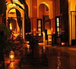 Imagen de los interiores del Hotel Dar Attajmil. Foto 4