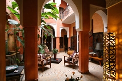 Imagen de los interiores del Hotel Dar Attajmil. Foto 8