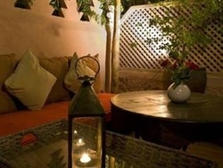 Imagen de los interiores del Hotel Dar Attajmil. Foto 9
