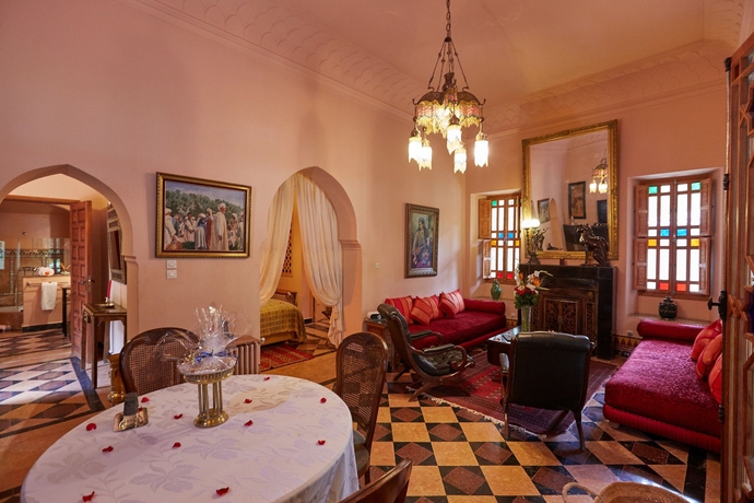 Imagen de los interiores del Hotel Dar Ayniwen Garden and Bird Zoo. Foto 12