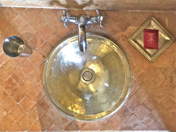 Imagen de la habitación del Hotel Dar Balthazar. Foto 17