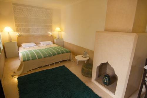 Imagen de la habitación del Hotel Dar Crystal. Foto 14