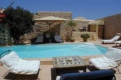 Imagen de la piscina del Hotel Dar Dhiafa. Foto 6