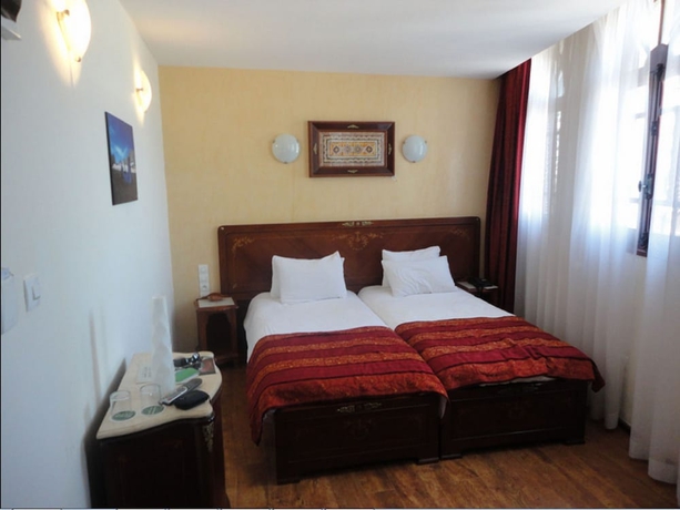 Imagen de la habitación del Hotel Dar Diaf Bouchaoui. Foto 6