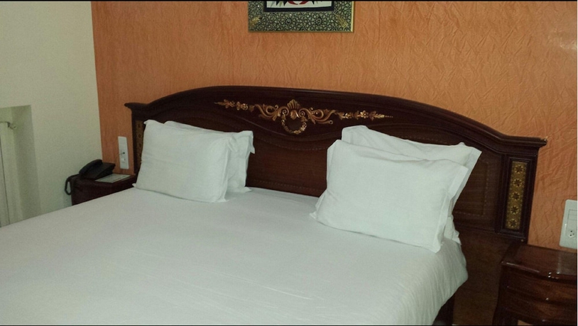 Imagen de la habitación del Hotel Dar Diaf Bouchaoui. Foto 7