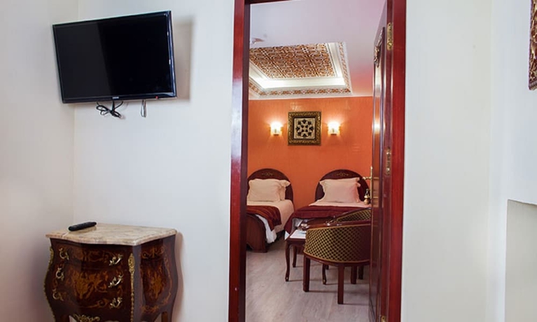 Imagen de la habitación del Hotel Dar Diaf Bouchaoui. Foto 13
