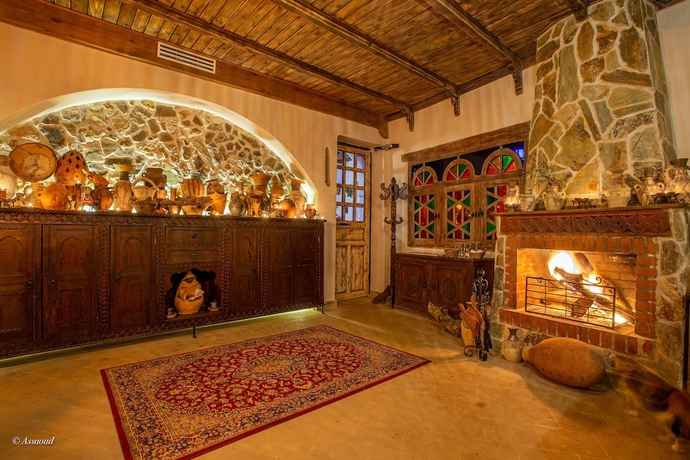 Imagen de los interiores del Hotel Dar Echchaouen. Foto 14