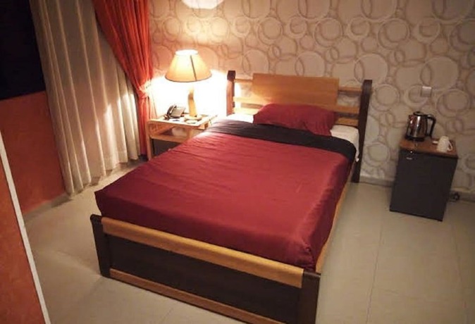 Imagen de la habitación del Hotel Dar El Aaz. Foto 3