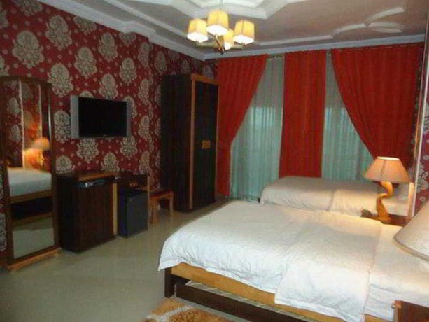 Imagen de la habitación del Hotel Dar El Aaz. Foto 11