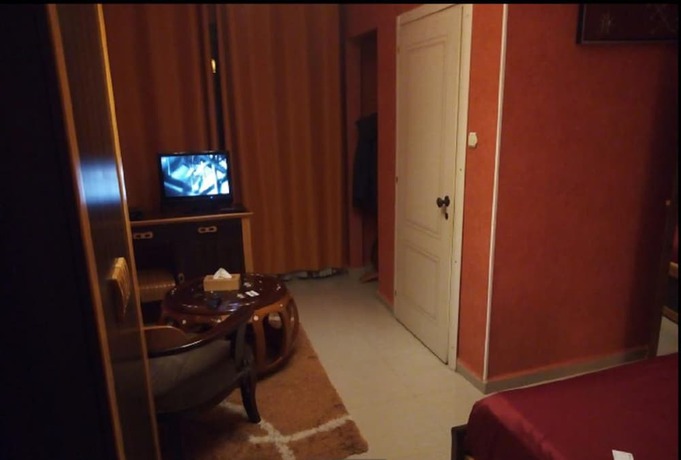 Imagen de la habitación del Hotel Dar El Aaz. Foto 12