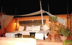 Imagen de los exteriores del Hotel Dar El Kharaz. Foto 6