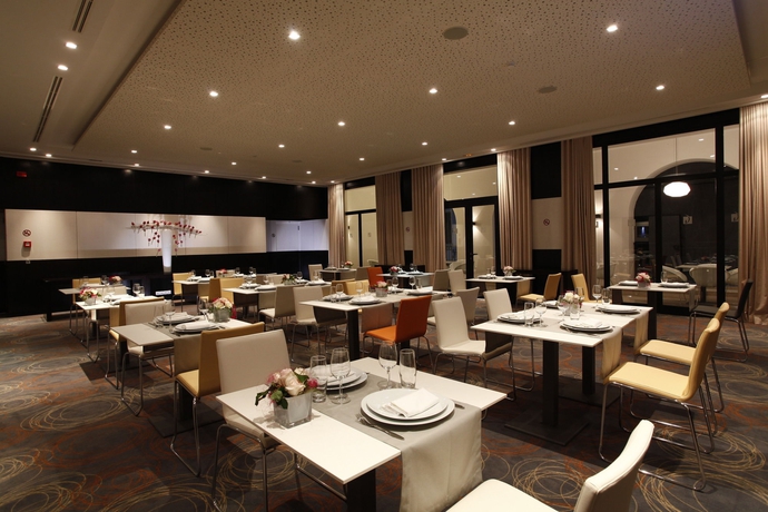 Imagen de los interiores del Hotel Dar El Marsa. Foto 11