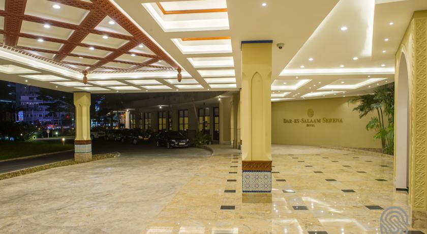 Imagen de los interiores del Hotel Dar Es Salaam Serena. Foto 11