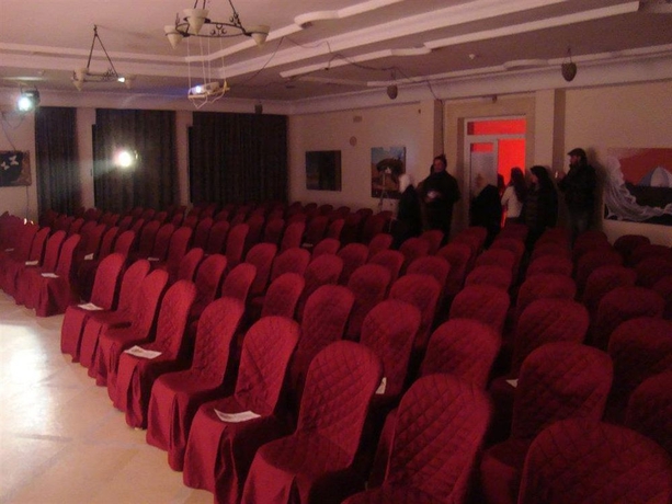 Imagen de los interiores del Hotel Dar Hayet. Foto 4