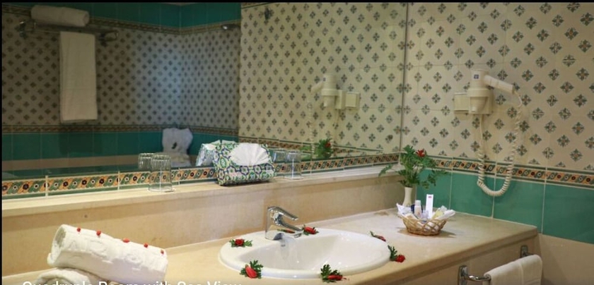 Imagen de la habitación del Hotel Dar Ismail Tabarka. Foto 5