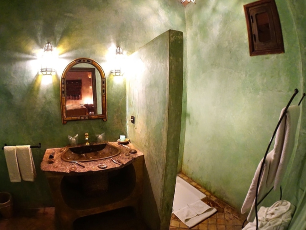 Imagen de la habitación del Hotel Dar Kamar. Foto 14