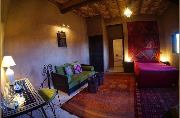 Imagen de la habitación del Hotel Dar Kamar. Foto 17