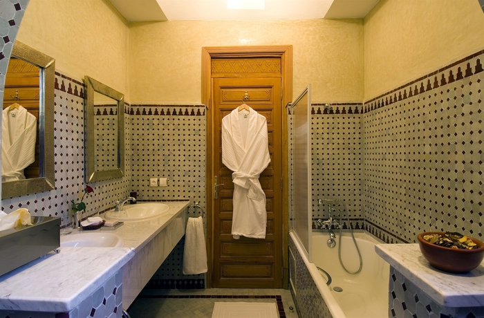 Imagen de la habitación del Hotel Dar Kantzaro. Foto 7