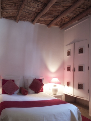 Imagen de la habitación del Hotel Dar Liouba. Foto 5