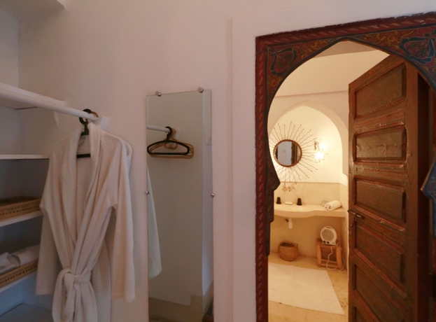 Imagen de la habitación del Hotel Dar Malak. Foto 17