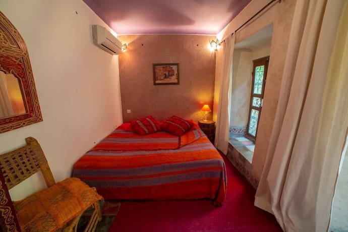 Imagen de la habitación del Hotel Dar Marhaba. Foto 6