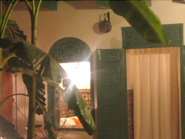 Imagen de los exteriores del Hotel Dar M'chicha. Foto 14