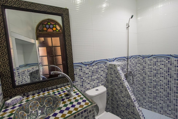 Imagen de la habitación del Hotel Dar Meknes Tresor. Foto 16