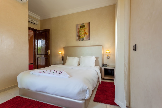 Imagen de la habitación del Hotel Dar Nouhaila. Foto 7