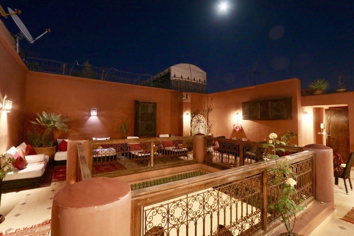 Imagen del bar/restaurante del Hotel Dar Pamella. Foto 6