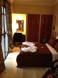 Imagen de la habitación del Hotel Dar Sholmes. Foto 4