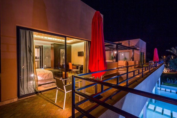 Imagen de los exteriores del Hotel Dar Sour. Foto 9