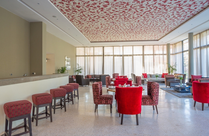 Imagen del bar/restaurante del Hotel Dar Sour. Foto 4