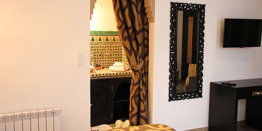 Imagen de la habitación del Hotel Dar Souran. Foto 10