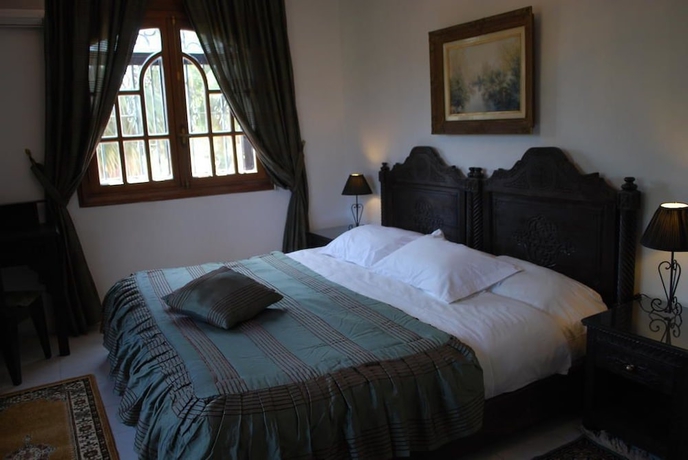 Imagen de la habitación del Hotel Dar Tahra. Foto 4