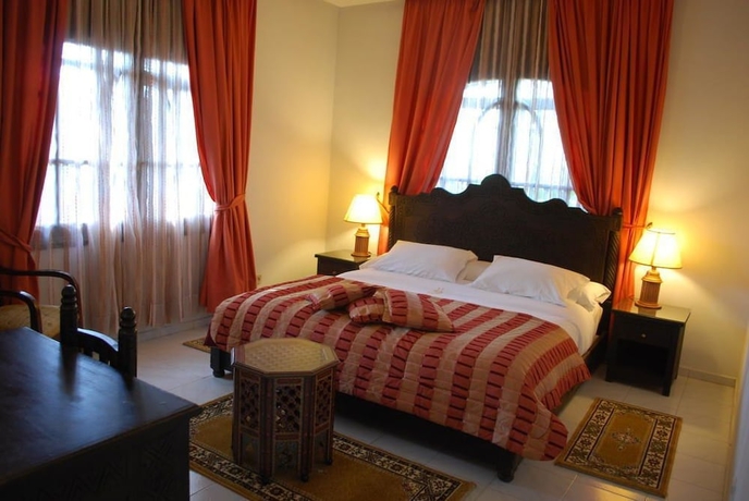 Imagen de la habitación del Hotel Dar Tahra. Foto 5