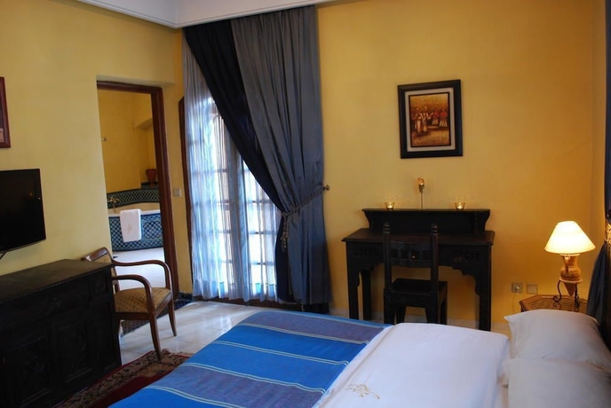 Imagen de la habitación del Hotel Dar Tahra. Foto 8
